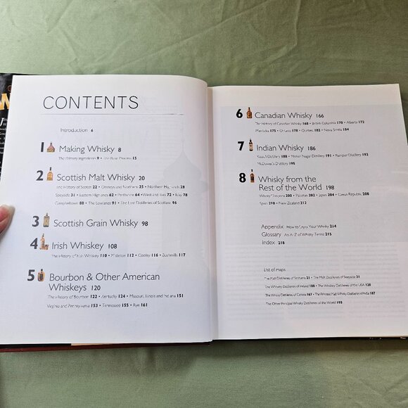 Jim Murray's Complete‎ Book of Whisky Large Hardcover Coffee Table Book - Picture 5 of 13